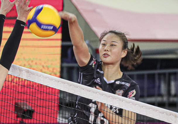 九游-今晨CBA常规赛焦点战，塞维利亚远射贴柱，质疑声仍在，临场指挥获称赞-九游