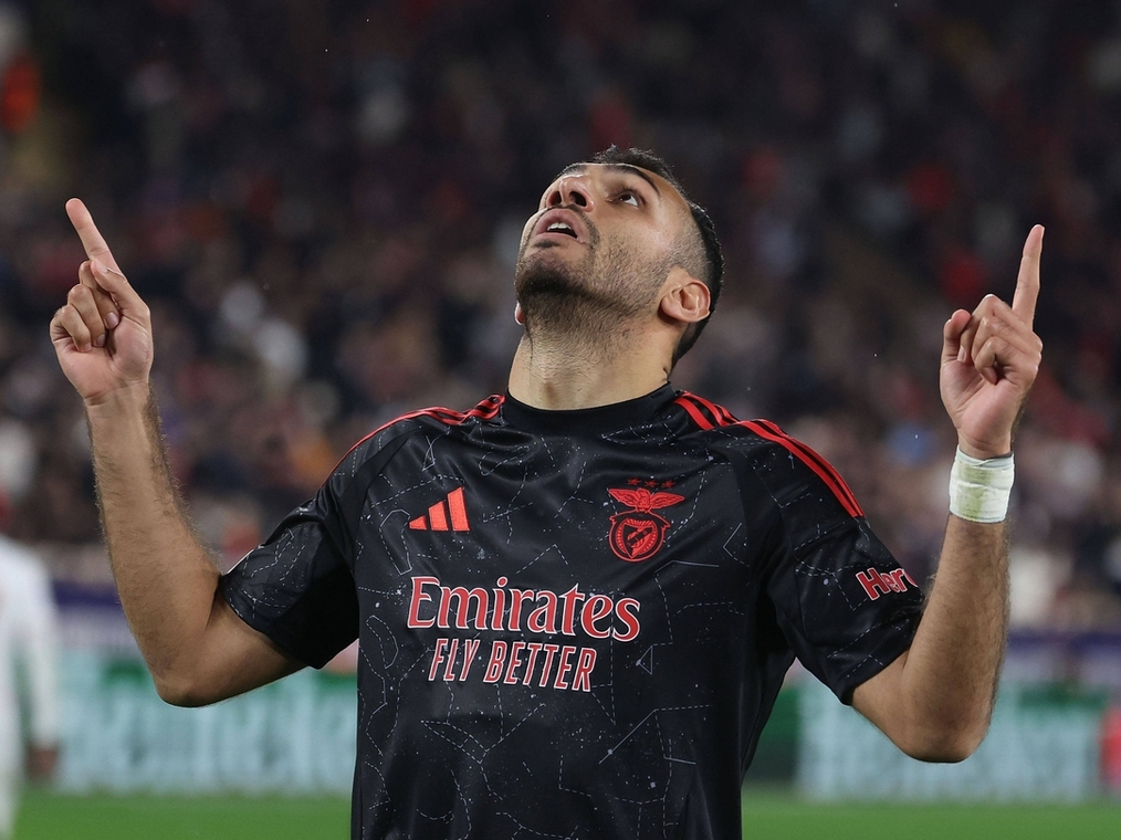 包含今夜本菲卡调整名单以备NBA常规赛,刷新队史纪录环节打磨,悬念犹存,控场能力受关注的词条 包含今夜本菲卡调整名单以备NBA常规赛,刷新队史纪录环节打磨,悬念犹存,控场能力受关注的词条